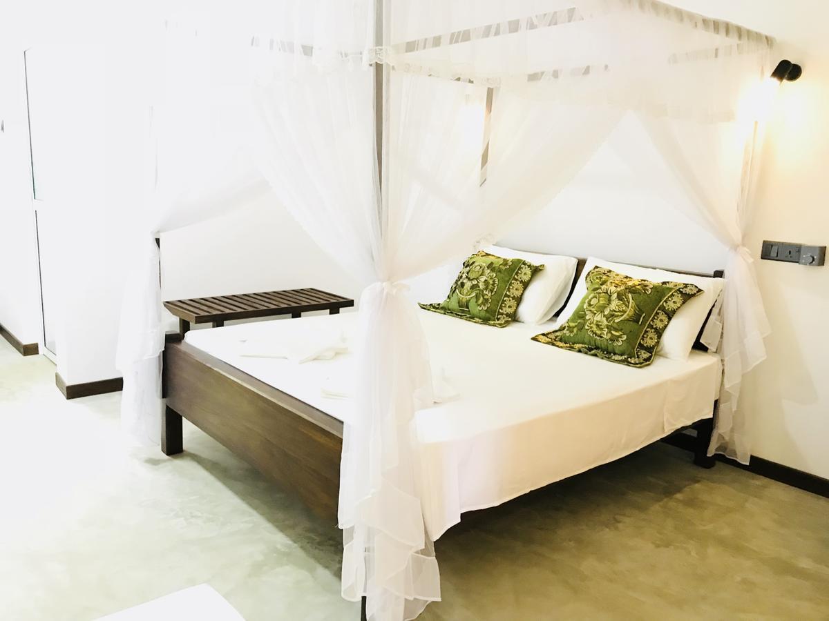 Hotel Sigiriya Rock Hide Extérieur photo