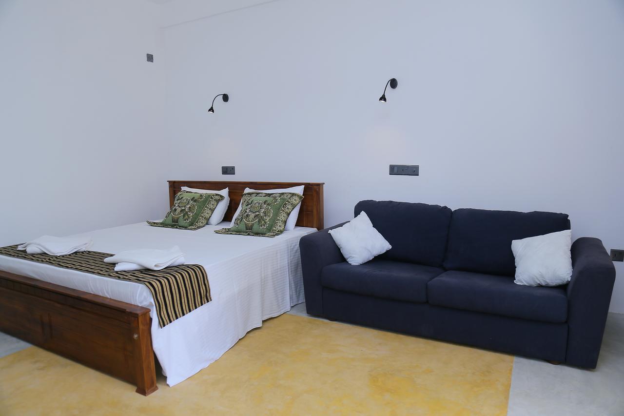 Hotel Sigiriya Rock Hide Extérieur photo