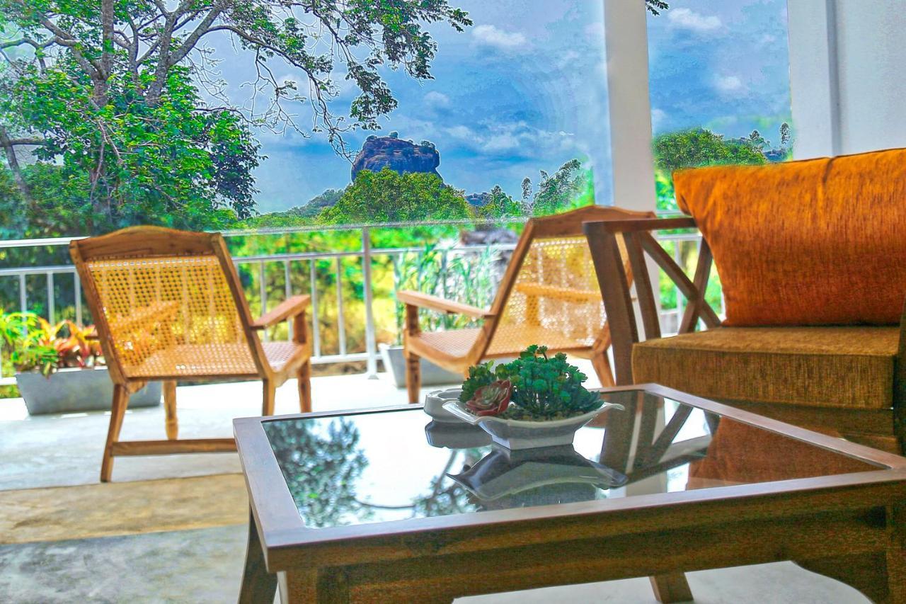 Hotel Sigiriya Rock Hide Extérieur photo